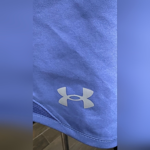 Under ArmourWomen's UA Fly By 3" Shorts - Picture 7 of 10